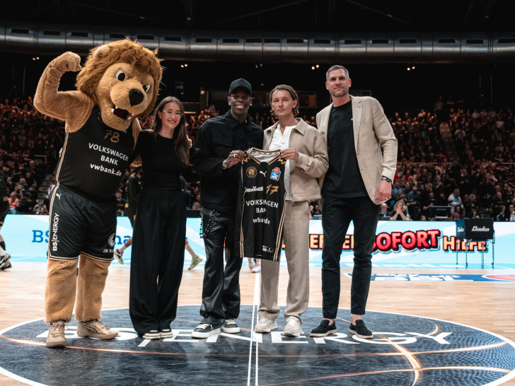 Lisa Horstmann, Dennis Schröder, Jonas Gnauck und Nils Mittmann (v. li.).