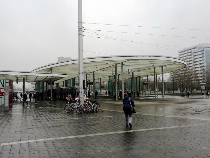 Braunschweig Busbahnhof (Archiv)