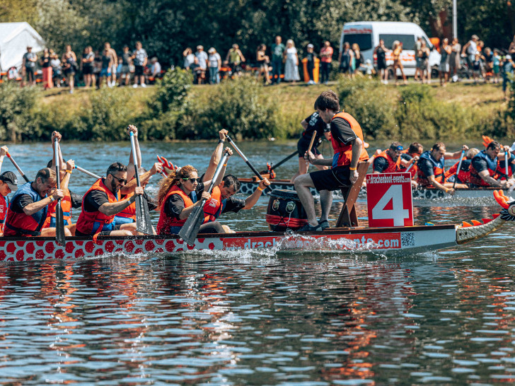 Am 22. Juni findet der Helios-Drachenbootcup statt.