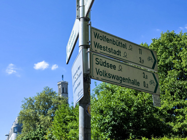 Hier in der Nähe entsteht ab nächster Woche ein neuer Spielplatz.