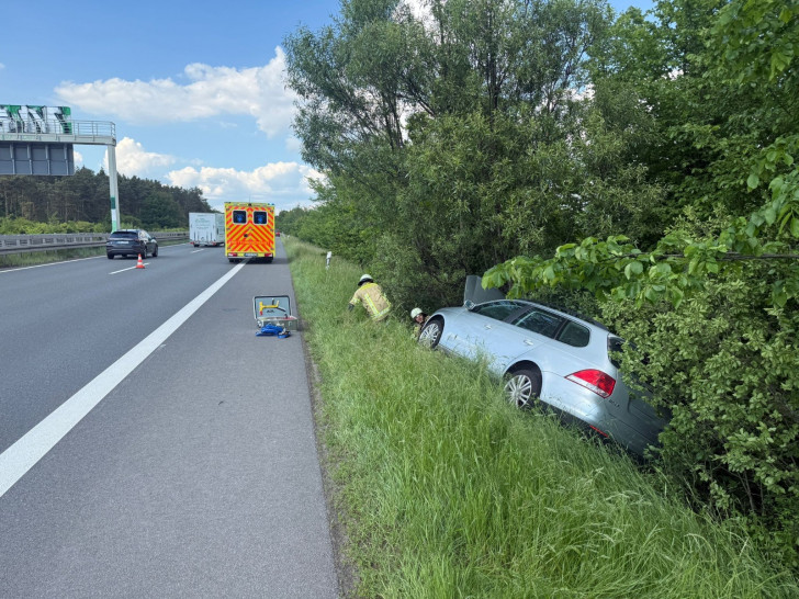 Der Wagen musste geborgen werden.