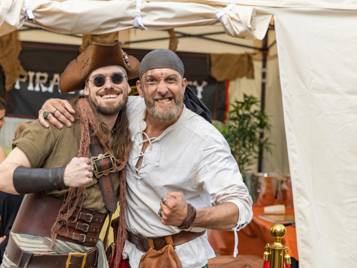 Der Heide Park feiert das erste große Piratenfest. 