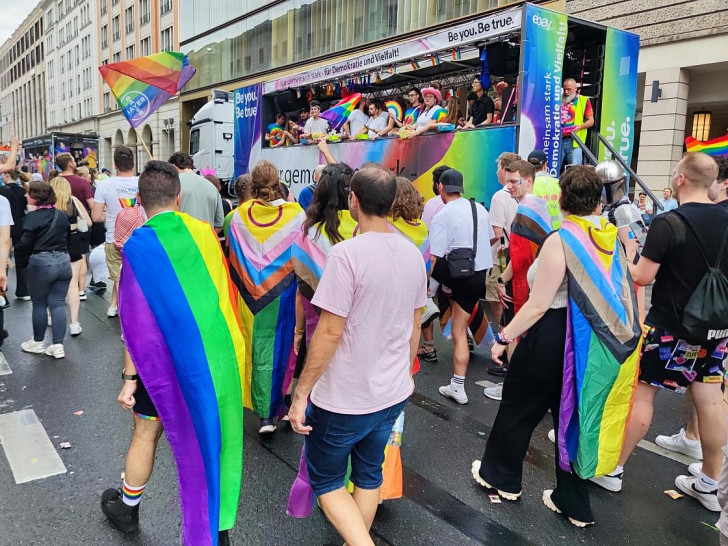 Parade zum Christopher-Street-Day (Archiv)