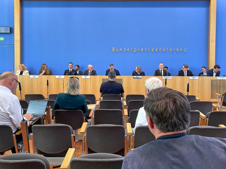 Regierungspressekonferenz am 30.06.2025