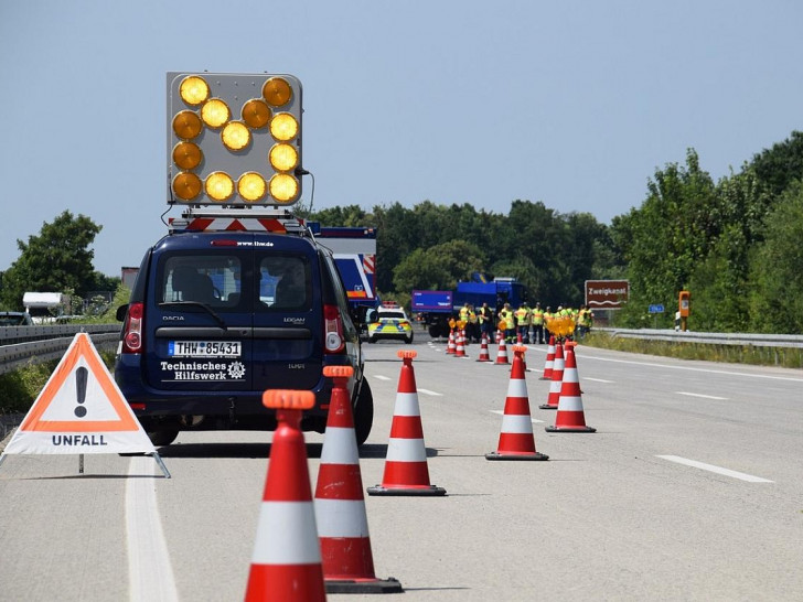 Übung THW und Autobahnpolizei (Archiv)