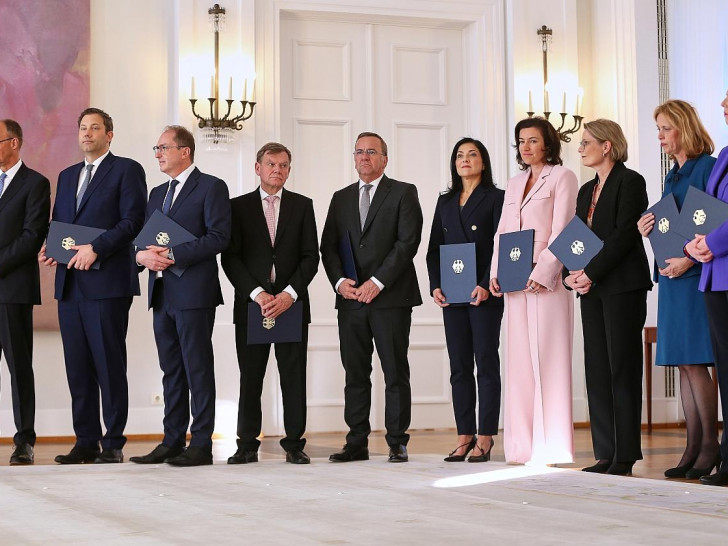 Ernennung der Bundesregierung durch den Bundespräsidenten (Archiv)
