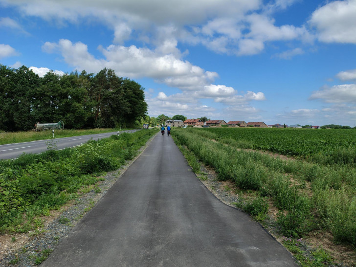 Der Neubau des Radweges entlang der K 104.