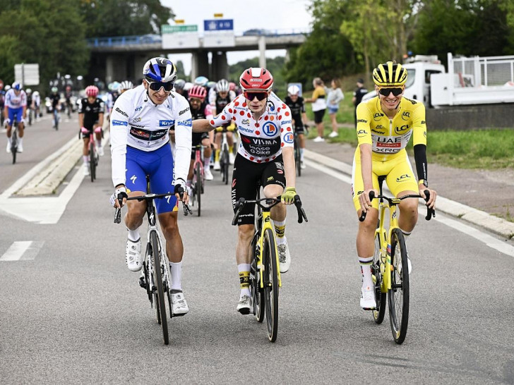 Lipowitz, Vingegaard und Pogacar bei der Tour de France am 27.07.2025