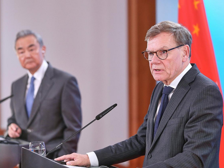 Wang Yi und Johann Wadephul (Archiv)