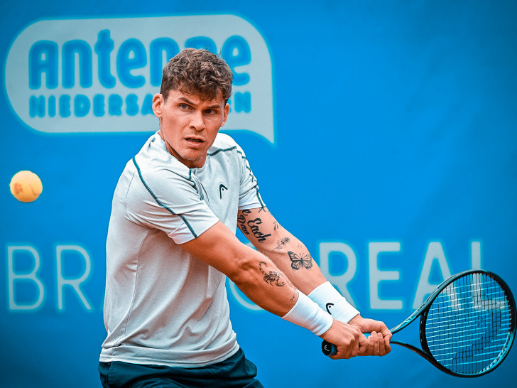 Daniel Masur (ATP 475) gewann auf dem BRAWO CENTER COURT in drei Sätzen und steht heute in der Finalrunde der Qualifikation. 