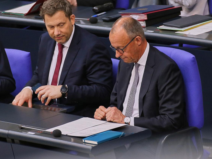 Lars Klingbeil und Friedrich Merz (Archiv)