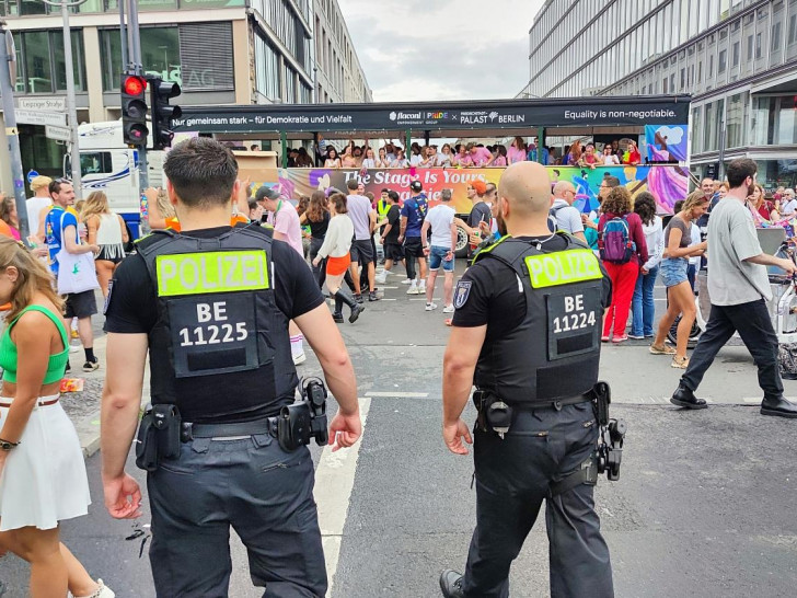 Parade zum Christopher-Street-Day (Archiv)