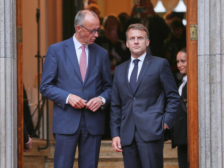 Friedrich Merz und Emmanuel Macron am 23.07.2025