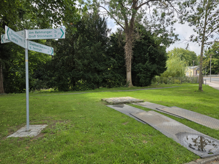 Der Apfel am Grünen Platz ist weg... 