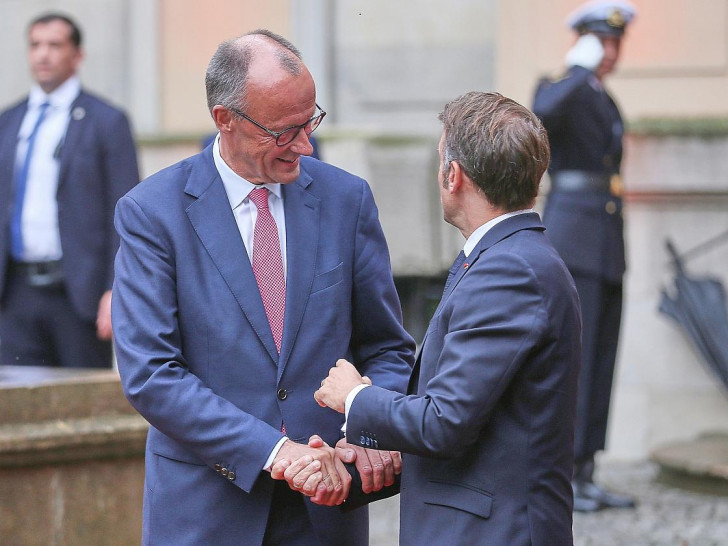 Friedrich Merz und Emmanuel Macron am 23.07.2025