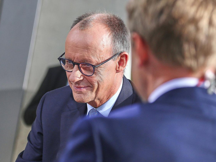 Friedrich Merz und Markus Preiß am 13.07.2025