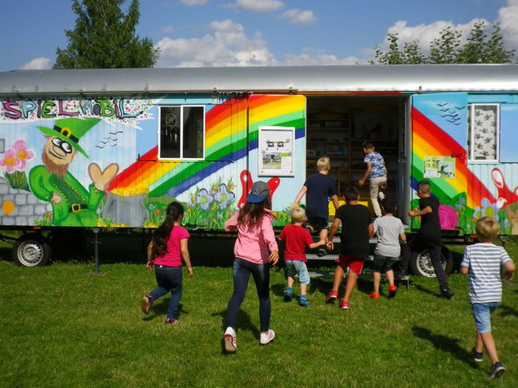 Auch das Spielmobil ist wieder mit am Start.