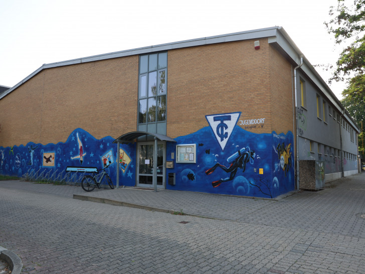 Die TG-Halle (alte Turnhalle) im Schlehenweg in Lebenstedt.