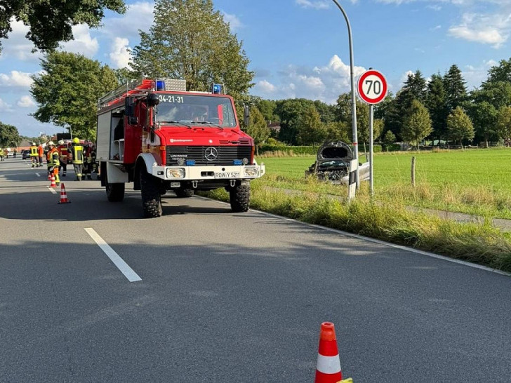 Die Feuerwehr an der Einsatzstelle (Archiv)