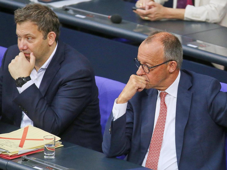 Lars Klingbeil und Friedrich Merz (Archiv)