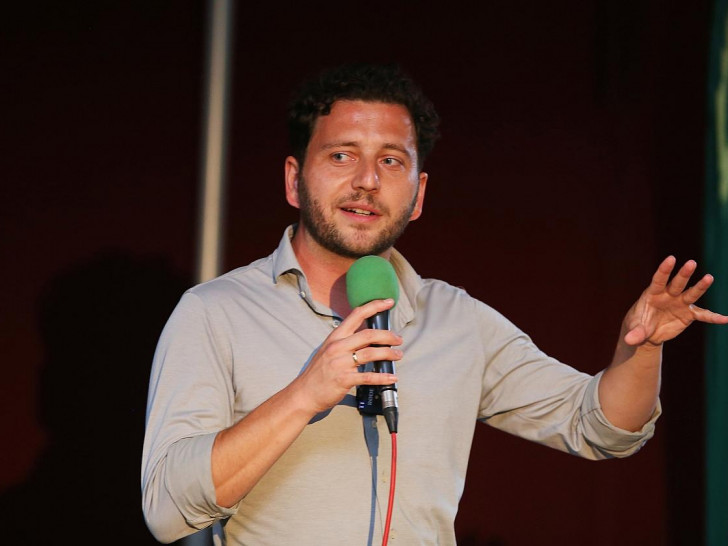 Felix Banaszak am 05.08.2025