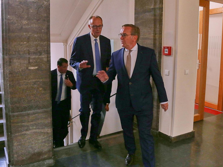 Friedrich Merz und Boris Pistorius am 27.08.2025