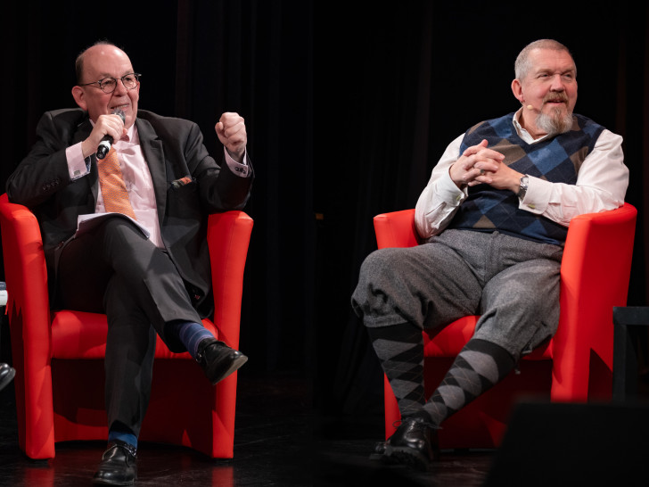 Denis Scheck (links) und Dietmar Bär sind mit dabei.