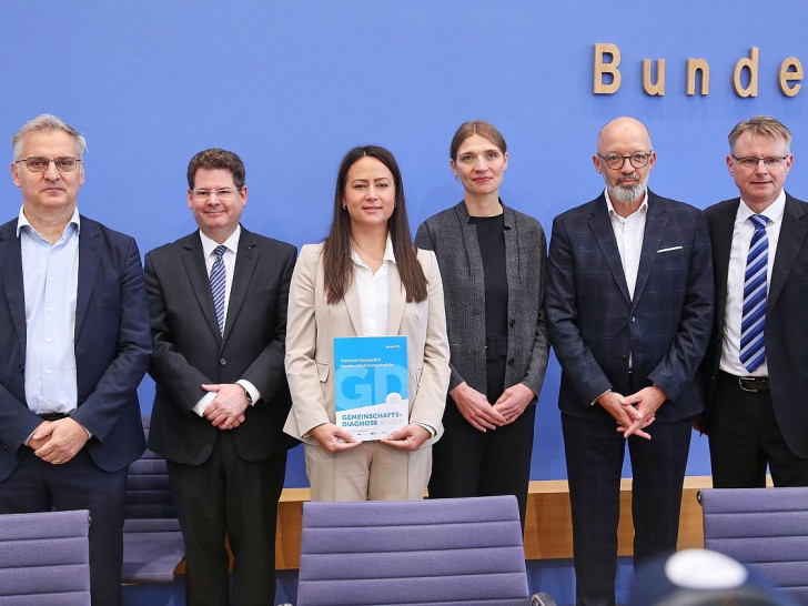 Vorstellung Gemeinschaftsdiagnose Herbst 2025 der Wirtschaftsforschungsinstitute am 25.09.2025