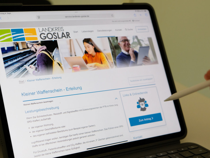 Online zum Kleinen Waffenschein: Im Bereich der Waffenbehörde konnte mit der Einführung der so genannten E-Waffe jüngst ein ganzes Bündel an Dienstleistungen ins Online-Zeitalter überführt werden. 
