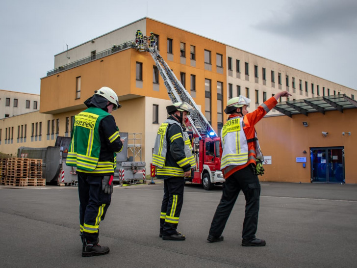 Der Einsatz wurde in mehreren Abschnitten koordiniert.