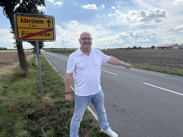 Hier ab der Ortsgrenze von Fümmelse möchte Ortsbürgermeister Marc Angerstein einen Radweg in Richtung Adersheim. Vorsichtshalber lasse er aber auch noch eine Alternative prüfen.