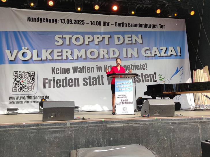 Sahra Wagenknecht bei Demo gegen Gaza-Krieg am 13.09.2025
