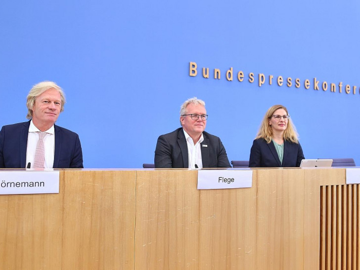 Bahnstrategie des Bundes und Beitrag der Branche zum Nahverkehr am 22.09.2025
