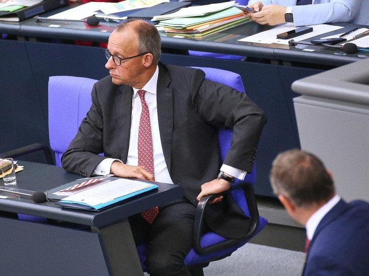 Friedrich Merz und Tino Chrupalla am 17.09.2025