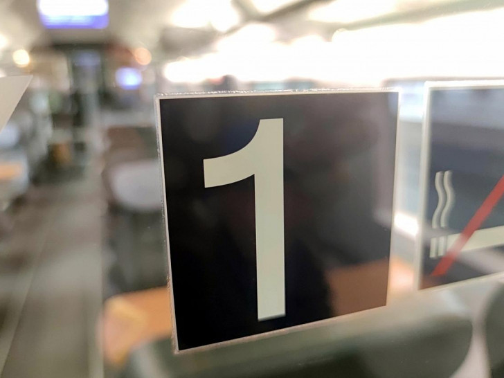 Erste Klasse (Archiv)