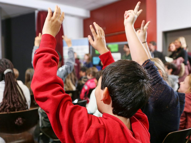 Kinder in einer Schule (Archiv)