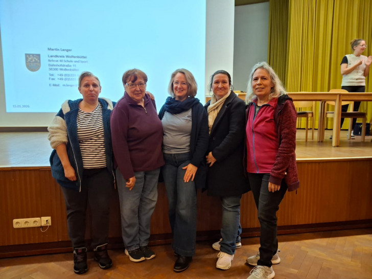 Sie vertreten die Eltern von Kindern aus dem Kreis Wolfenbüttel: Nina Marulo (v.l.), Sigrid Gille, Diana Blank, Bärbel Leseberg und Petra Liekefett.