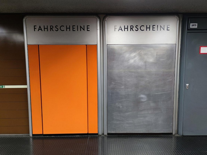 Entfernter Fahrscheinautomat (Archiv)