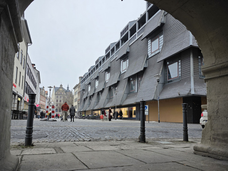 Im ehemaligen Karstadt am Gewandhaus soll das "Haus der Musik" entstehen.