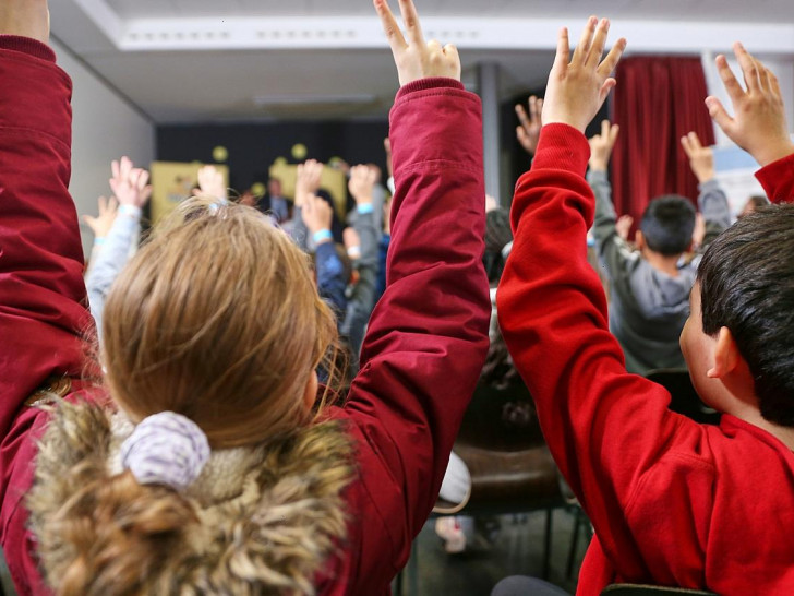 Kinder in einer Schule (Archiv)