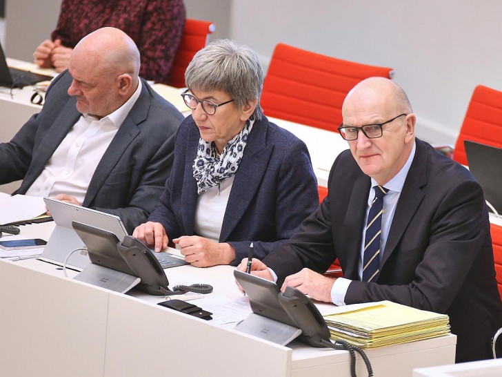 Robert Crumbach, Kathrin Schneider und Dietmar Woidke (Archiv)