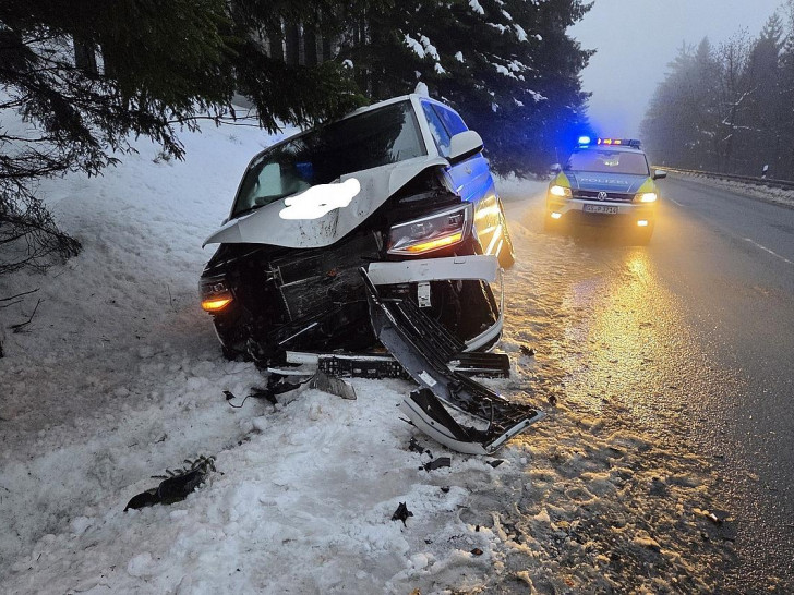 verunfallter Transporter