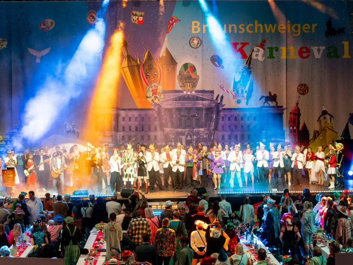 Die Braunschweiger Karnevalisten freuen sich auf die NarrenNacht.