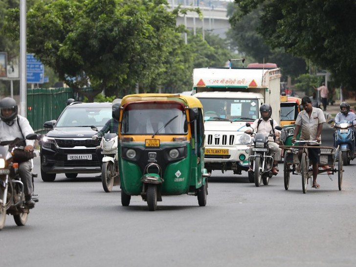 Straßenszene in Neu-Delhi (Archiv)