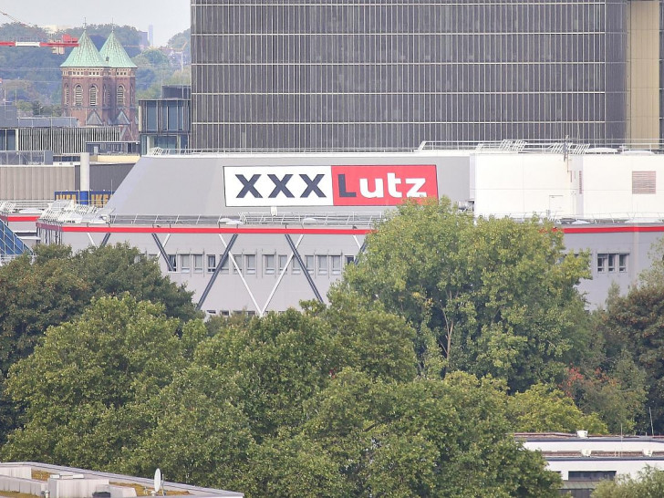 Möbelhaus X X X Lutz (Archiv)