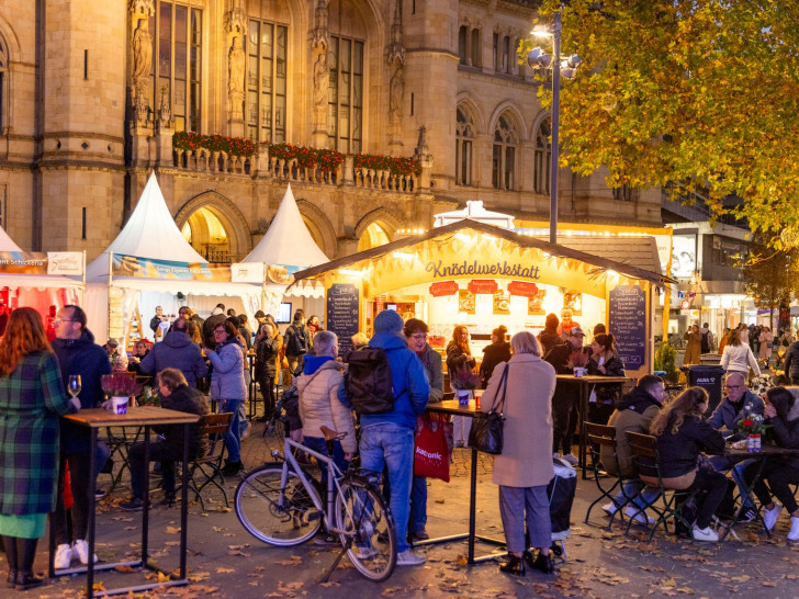 Drei Tage schlemmen: Die mummegenussmeile, präsentiert von der Braunschweigischen Landessparkasse, lockt vom 6. bis zum 8. November mit zahlreichen Leckereien zu einem Besuch in die Innenstadt. 