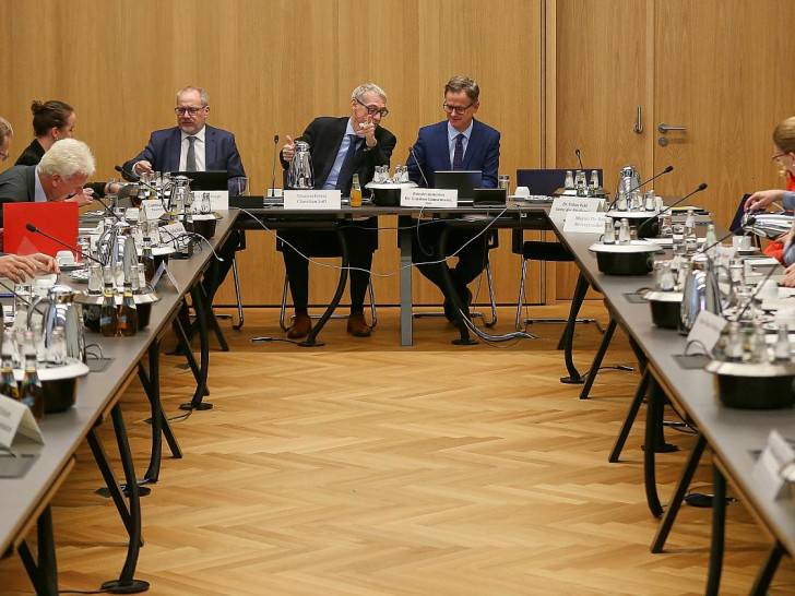 Konstituierende Sitzung der Pflegestrukturkommission am 27.10.2026