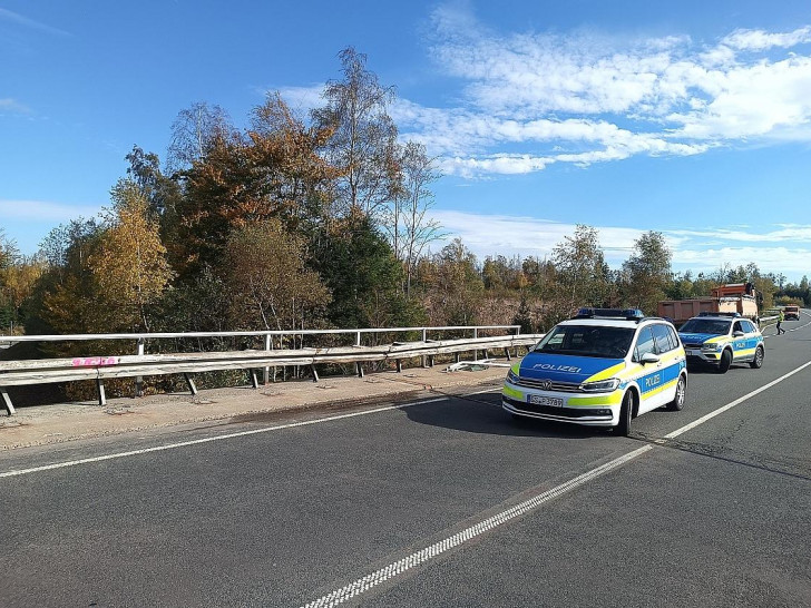 Unfall entlang der B4 (Archiv)