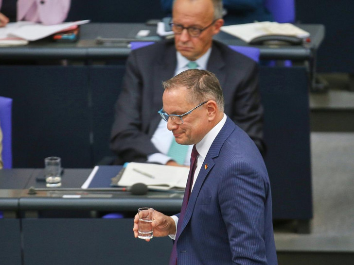 Friedrich Merz und Tino Chrupalla (Archiv)