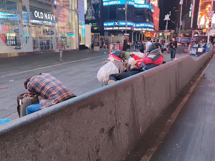 Obdachlose in den USA am Times Square